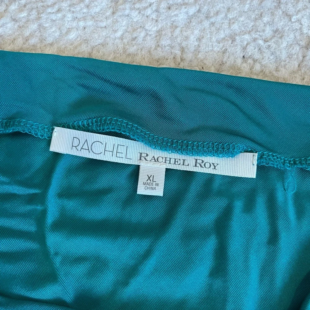 Top - Picture 4 of 4